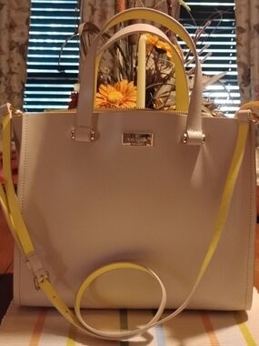 Kate Spade Beige & Yellow Crossbody